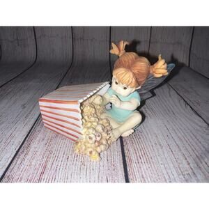 My Little Kitchen Fairies GG Santiago 2003 Sneaky Popcorn Fairie Figurine 112912